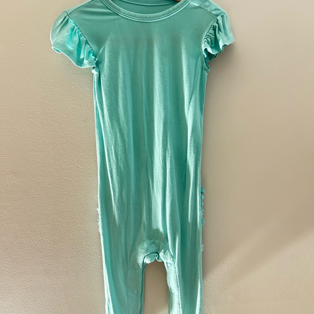Posh Peanut Ruffle Sleeve Baby Romper 12-18m